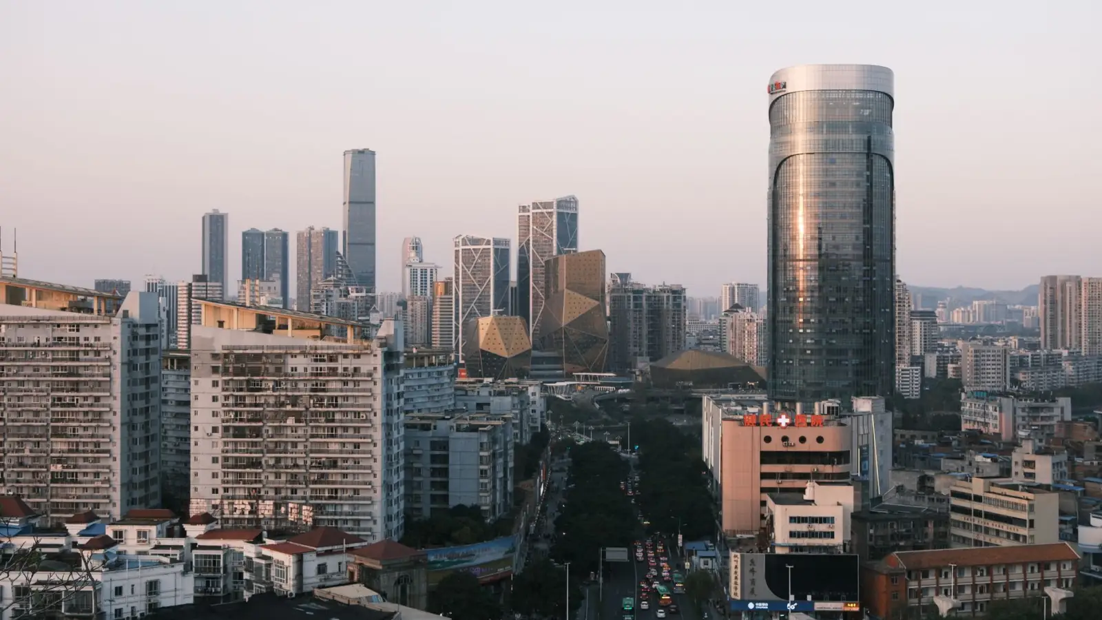2025年智能制造技术趋势与工业自动化设备研发方向